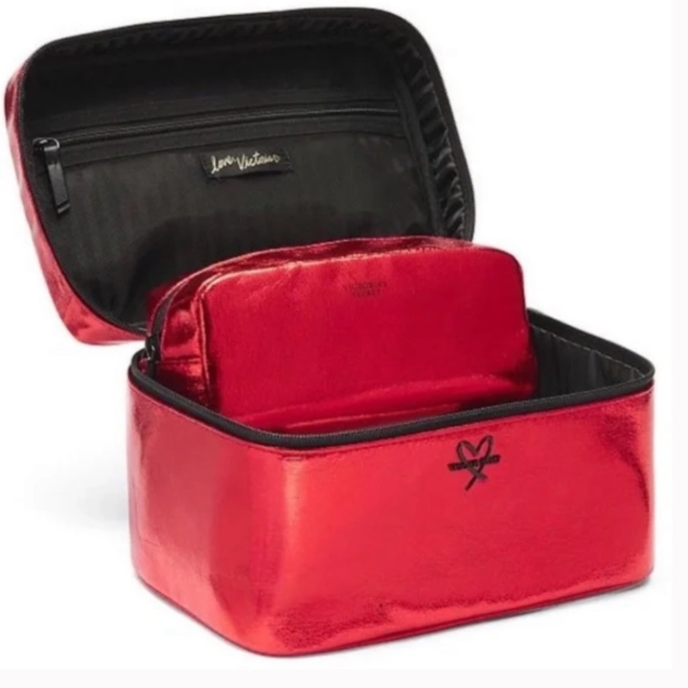 NWT Victorias Secret LE Metallic RED Crackle Train Case NWT Makeup Travel Case